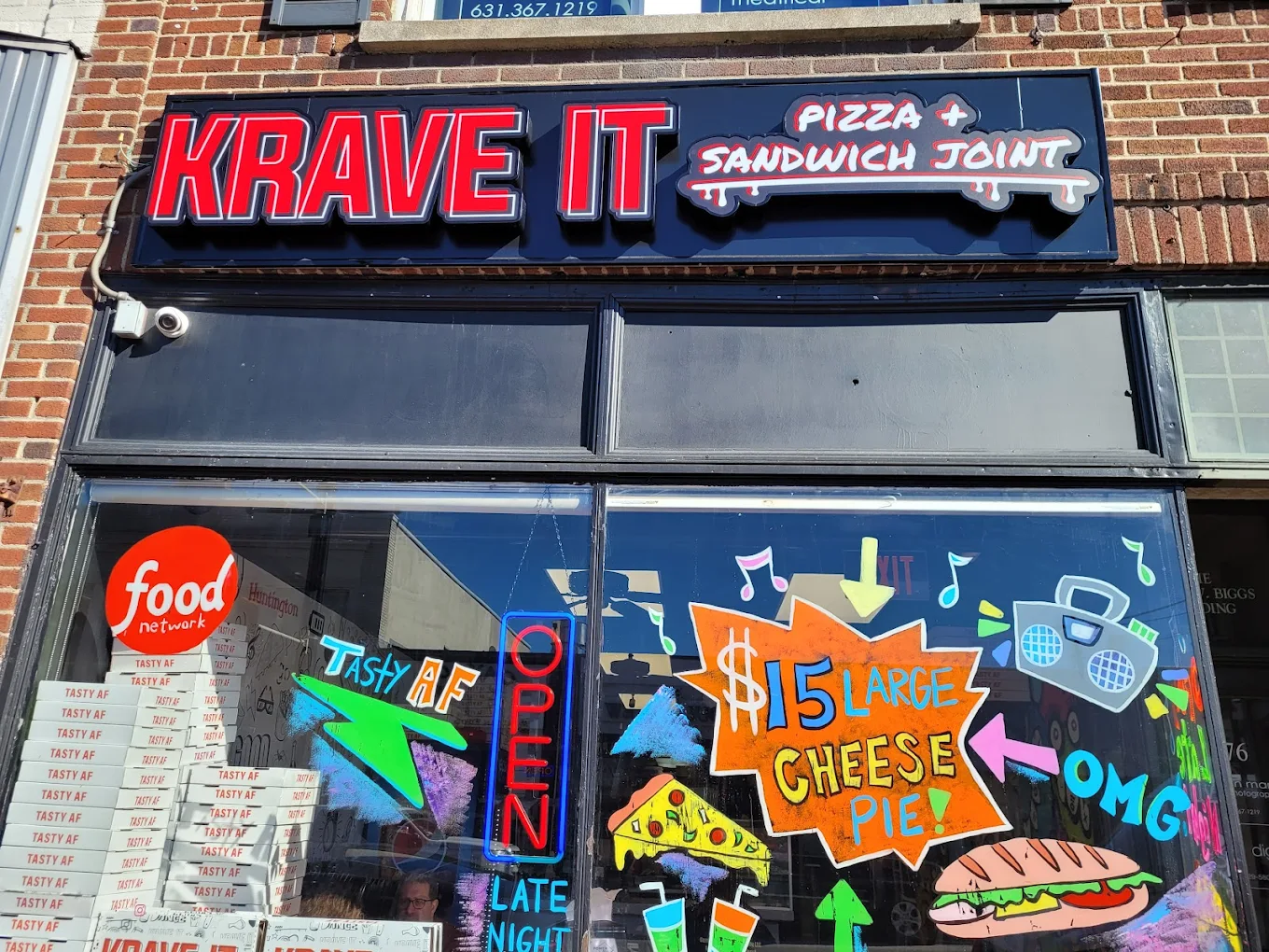 Pizza Restaurant in Hustington